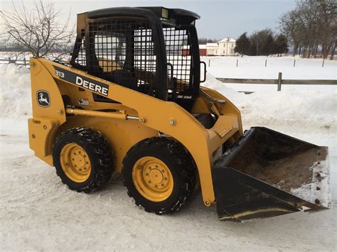 John Deere 313 Skid Steer Loader 